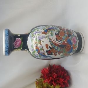 Vintage Chinese Baluster Urn Vase